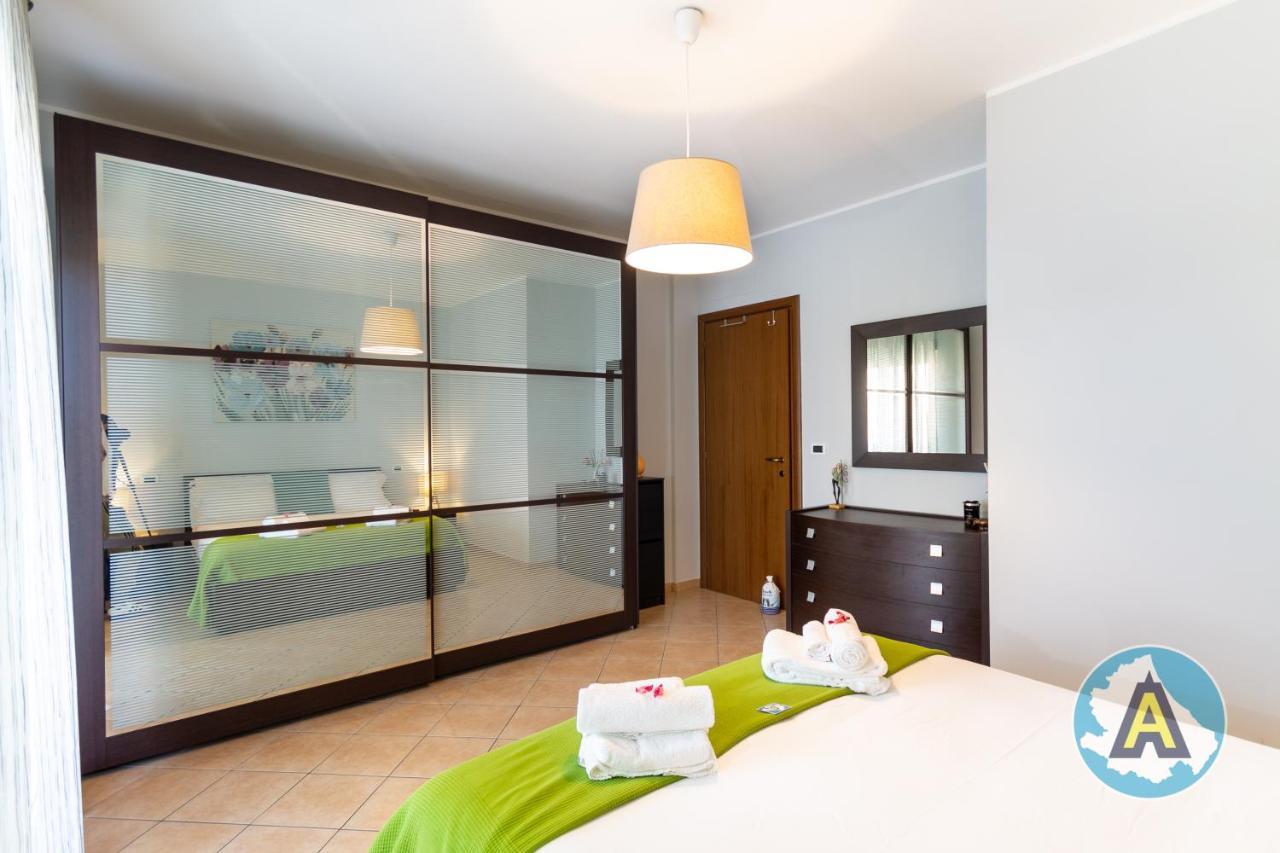 Intero Appartamento A Montesilvano 56A ภายนอก รูปภาพ